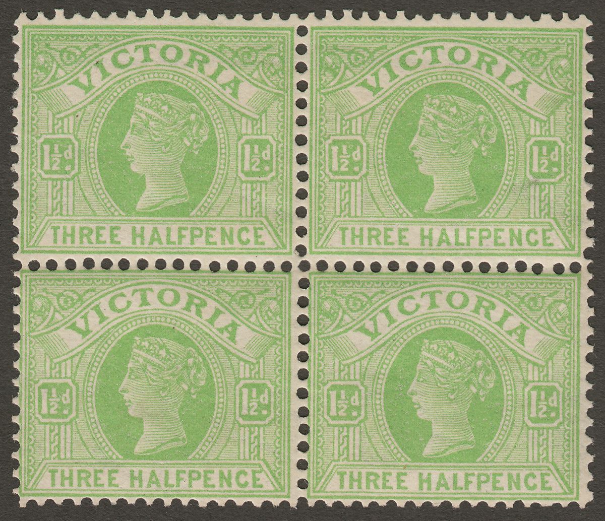 Victoria 1897 QV 1½d Apple-Green Block of Four Mint SG333