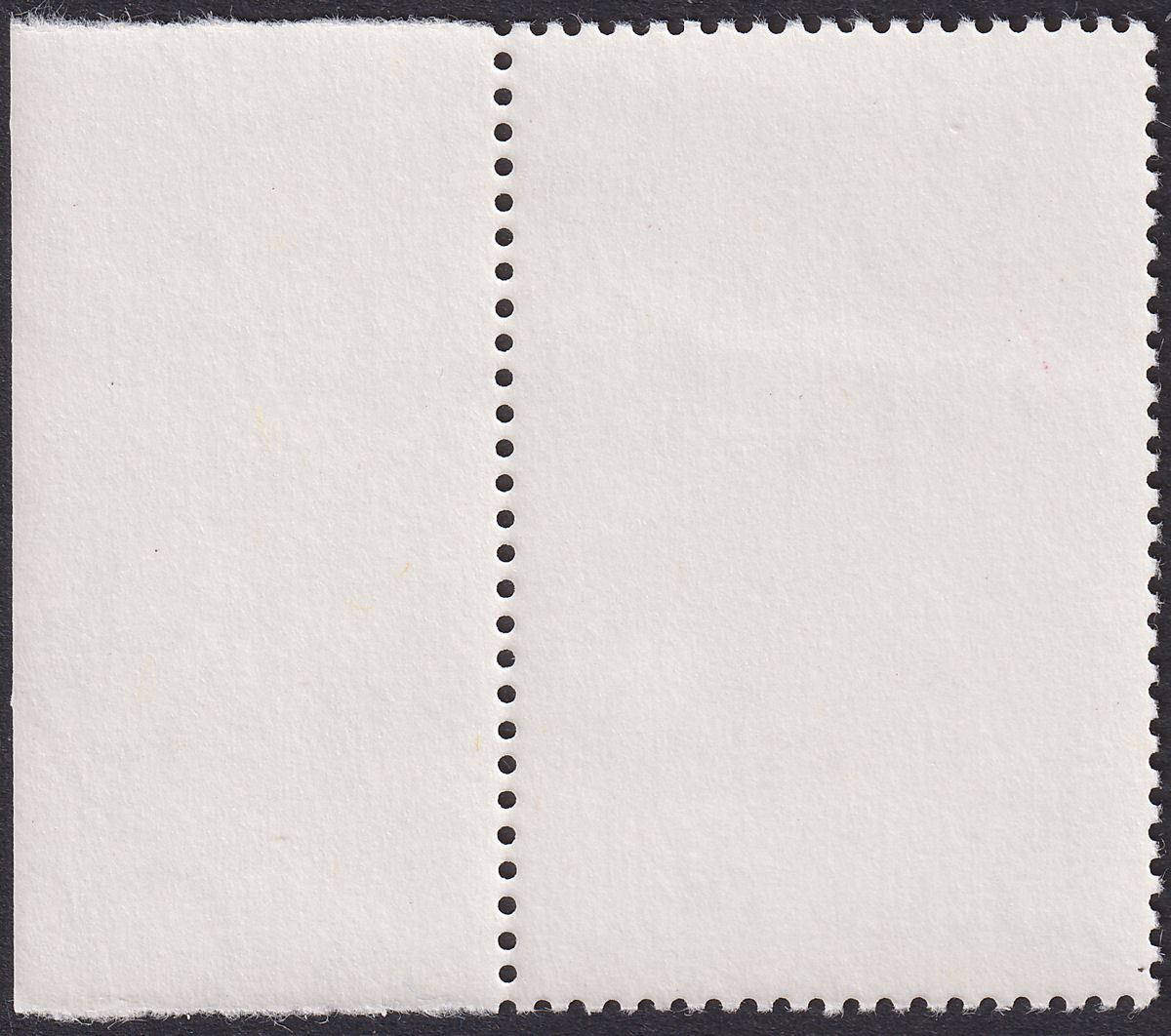 Falkland Islands 1982 QEII Passerines 10p watermark Upright Mint SG434w cat £40
