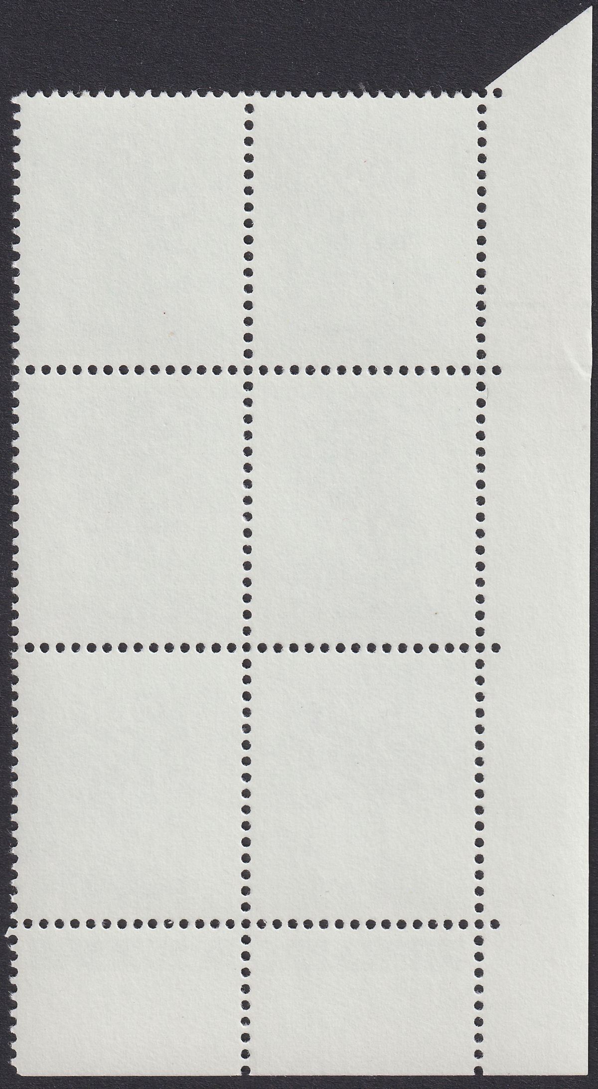 QEII 1981 Machin 14p Grey-Blue Dot Cylinder 6 Block of 6 Mint U225 cat £75