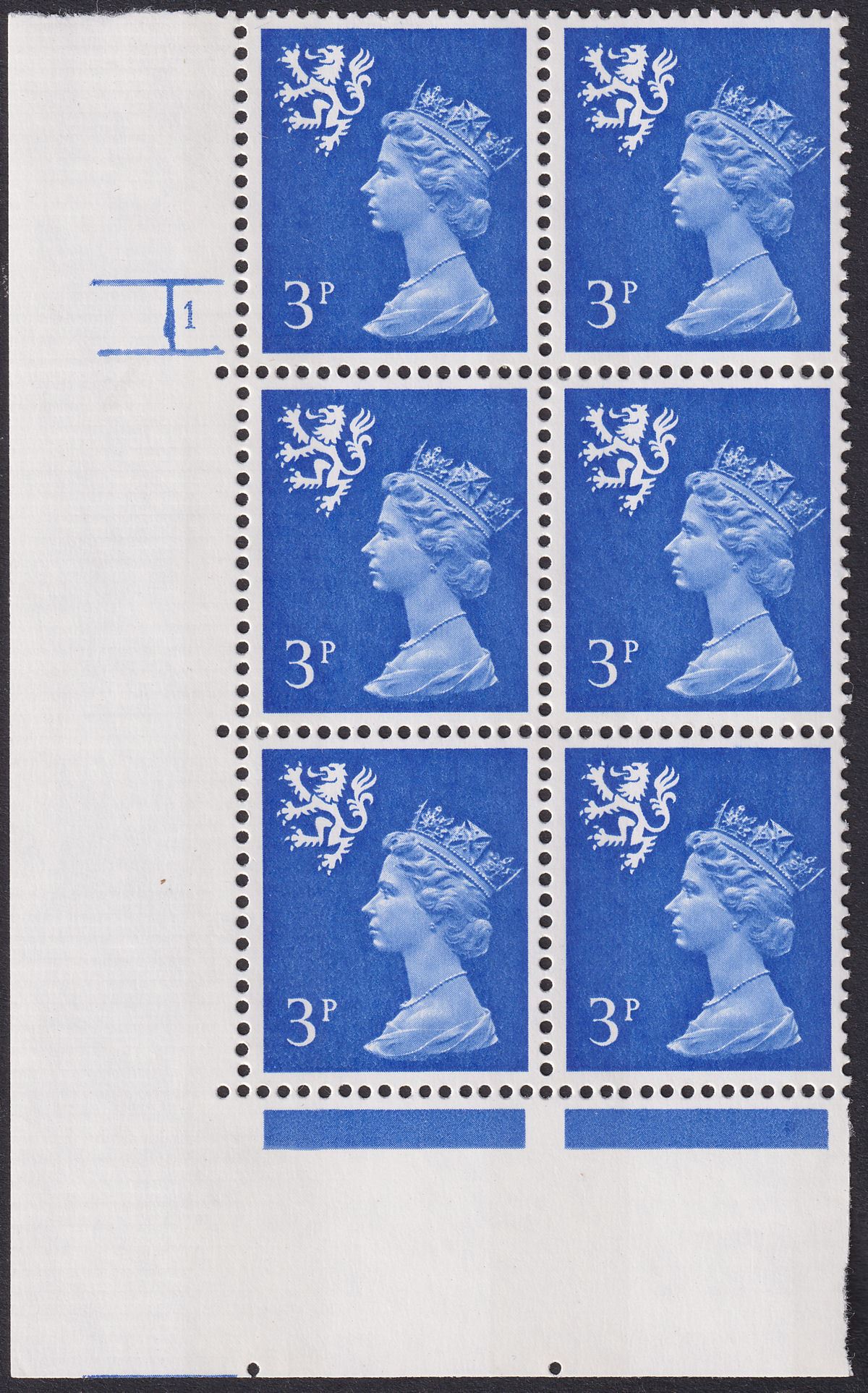 QEII 1973 Scotland Machin 3p No Dot Cylinder 1 Phosphor 7 FCP Block Mint SG XS34