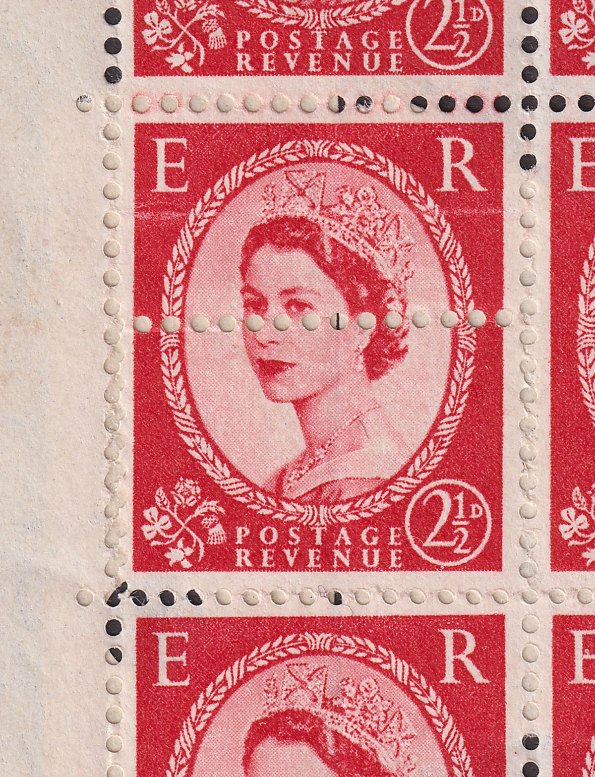 QEII 1952 Wilding 2½d Type I Mis-perforated Block of 6 Mint SG519