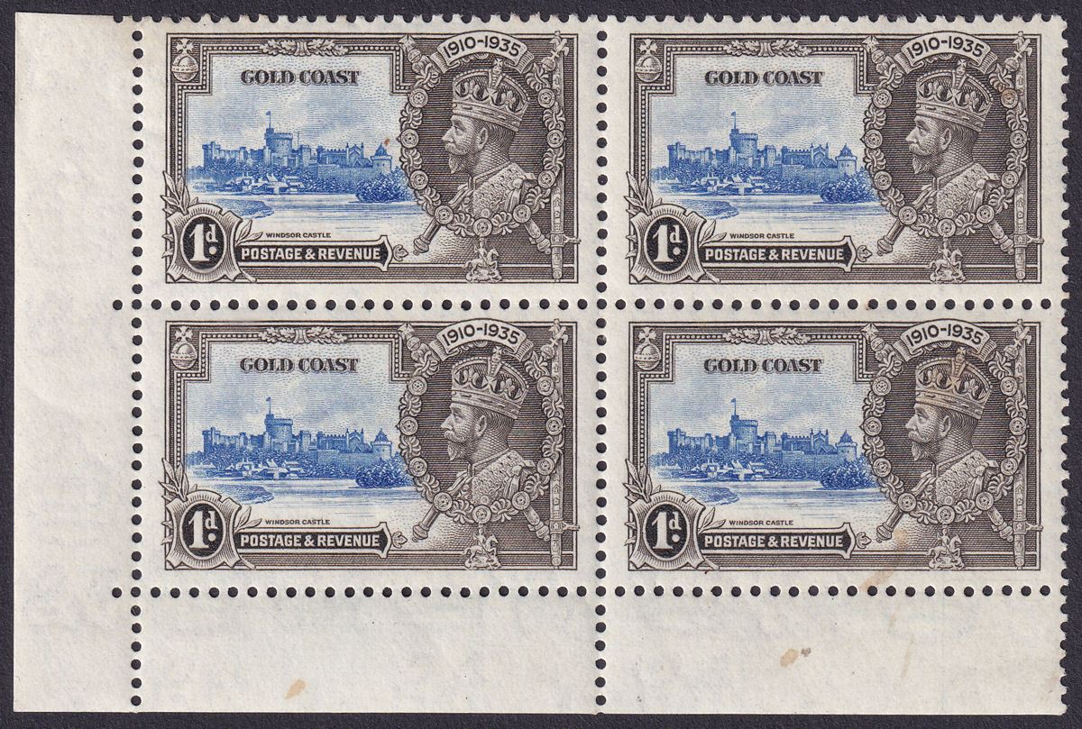 Gold Coast 1935 KGV Silver Jubilee 1d Variety Extra Flagstaff Mint SG113a MARKS