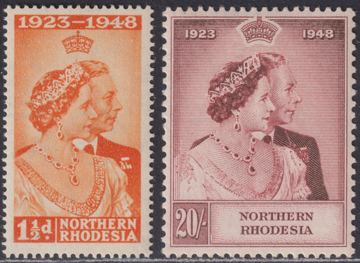 Northern Rhodesia 1948 KGVI Royal Silver Wedding 1½d, 20sh Mint SG48-49 cat £120