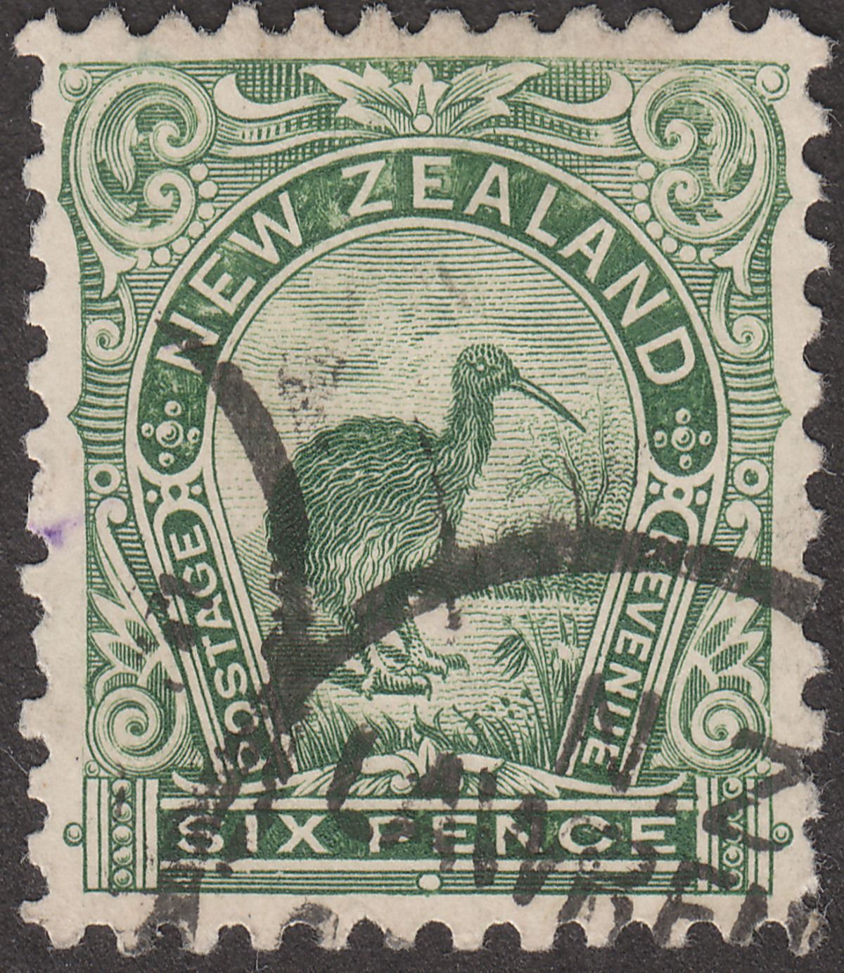 New Zealand 1900 Kiwi 6d Deep Green Used SG264 cat £85