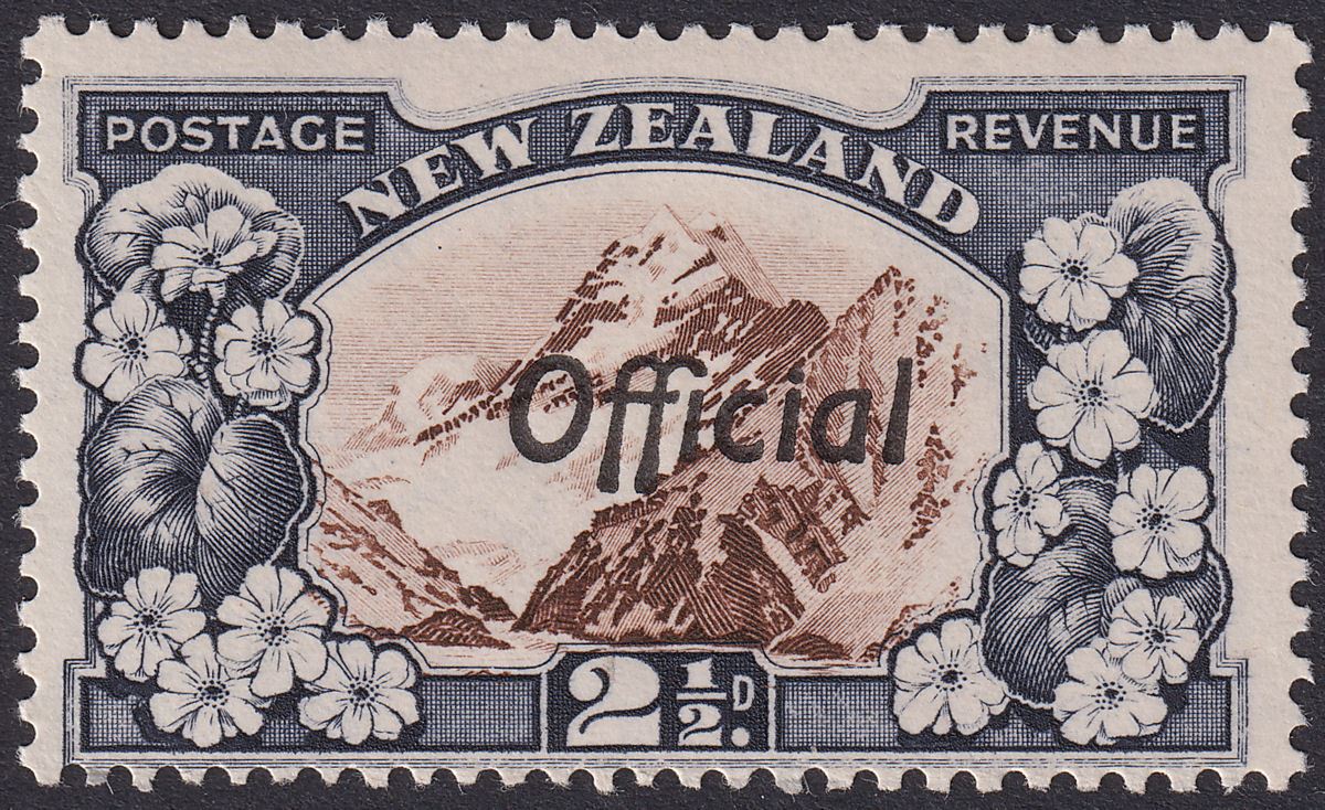 New Zealand 1938 KGVI Official Opt Mount Cook 2½d p13-14x13½ Mint SG O124 cat£50