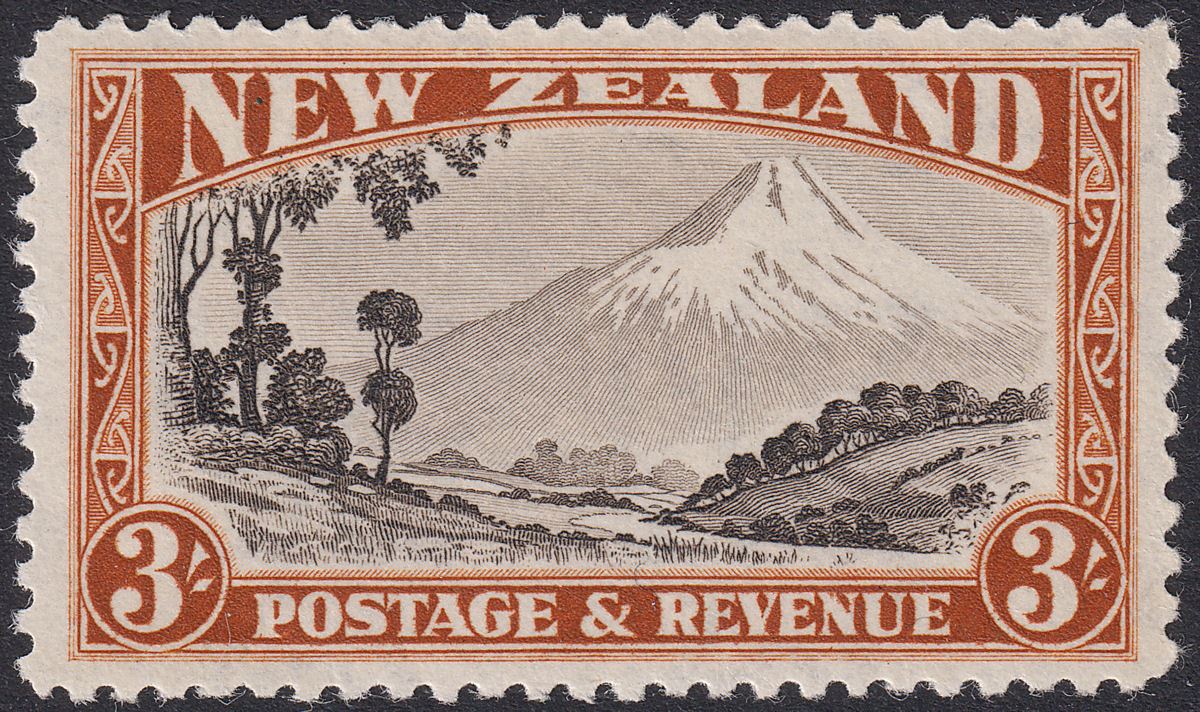 New Zealand 1941 KGVI Mount Egmont 3sh Choc + Yellow-Brown p12½ Mint SG590b c£95